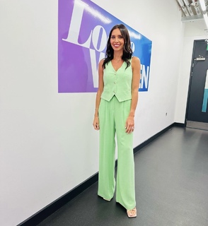 Christine Lampard feet photo thumbnail