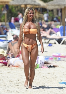 Christine McGuinness feet photo thumbnail