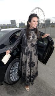 Christine Neubauer feet photo thumbnail