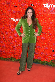 Christine Neubauer feet photo thumbnail