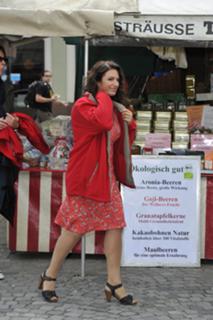 Christine Neubauer feet photo thumbnail