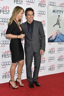 Christine Taylor feet photo thumbnail