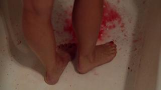 Christine Taylor feet photo thumbnail