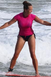 Christine Taylor feet photo thumbnail