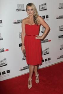 Christine Taylor feet photo thumbnail