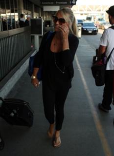 Christine Taylor feet photo thumbnail