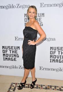Christine Taylor feet photo thumbnail