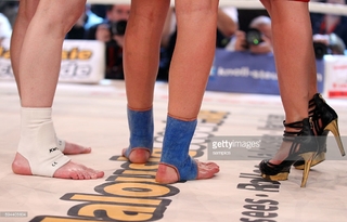 Christine Theiss feet photo thumbnail