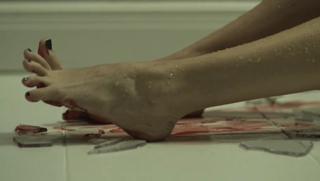 Christy Carlson Romano feet photo thumbnail