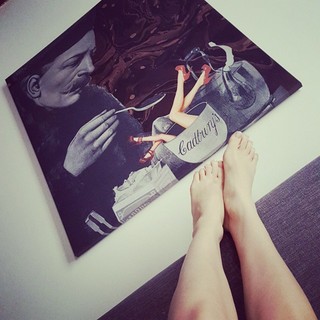 Christy Carlson Romano feet photo thumbnail