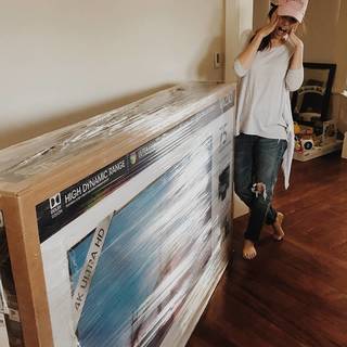 Christy Carlson Romano feet photo thumbnail