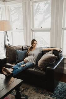 Christy Carlson Romano feet photo thumbnail