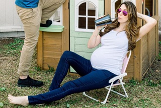 Christy Carlson Romano feet photo thumbnail