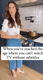 Christy Carlson Romano feet photo thumbnail