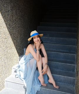 Christy Chung feet photo 10