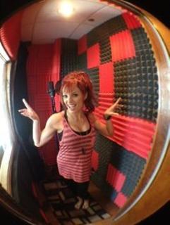 Christy Hemme feet photo thumbnail