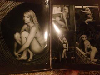 Christy Hemme feet photo thumbnail