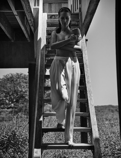 Christy Turlington feet photo thumbnail