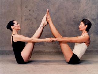 Christy Turlington feet photo thumbnail