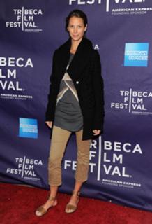 Christy Turlington feet photo thumbnail