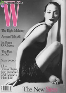 Christy Turlington feet photo thumbnail