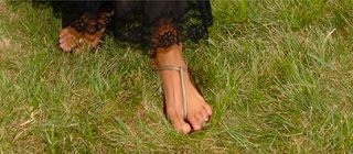 Christy Turlington feet photo thumbnail