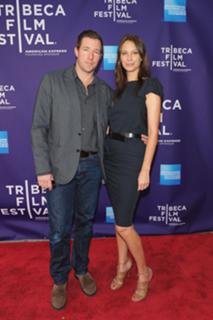 Christy Turlington feet photo thumbnail