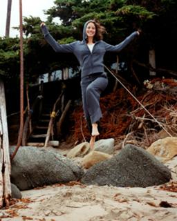 Christy Turlington feet photo thumbnail
