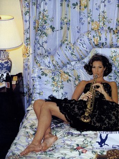 Christy Turlington feet photo thumbnail