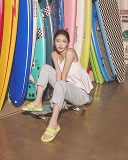 Chung-ha Kim feet photo 13