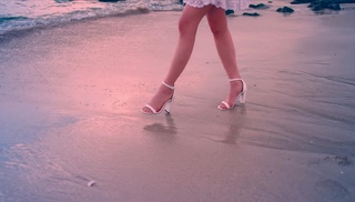Chung-ha Kim feet photo 16