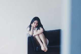 Chung-ha Kim feet photo 11