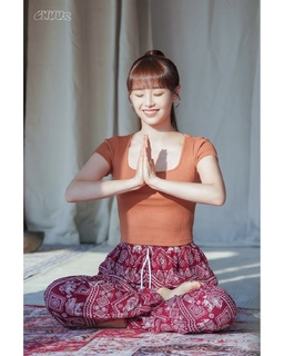 Chuu feet photo 12