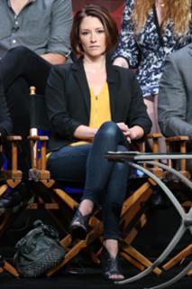 Chyler Leigh feet photo thumbnail