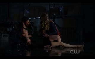 Chyler Leigh feet photo thumbnail