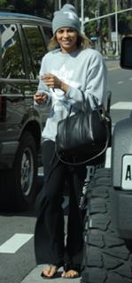 Ciara feet photo thumbnail