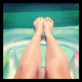 Ciara Price feet photo 3