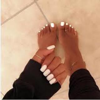 Ciara Renée feet photo 4