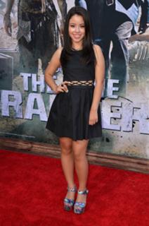 Cierra Ramirez feet photo thumbnail