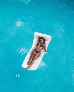 Cierra Ramirez feet photo thumbnail