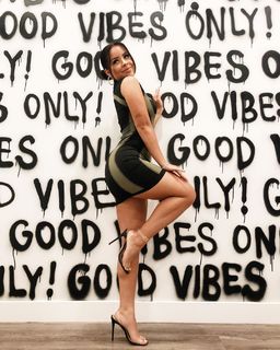 Cierra Ramirez feet photo thumbnail