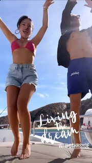 Cierra Ramirez feet photo thumbnail