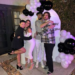 Cierra Ramirez feet photo thumbnail