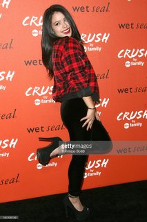 Cierra Ramirez feet photo thumbnail