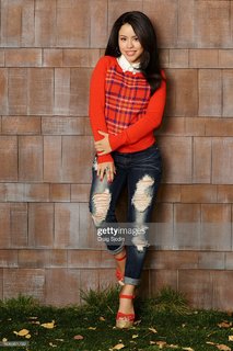 Cierra Ramirez feet photo thumbnail