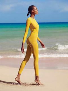 Cindy Bruna feet photo 20