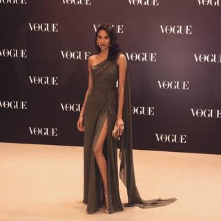 Cindy Bruna feet photo 20