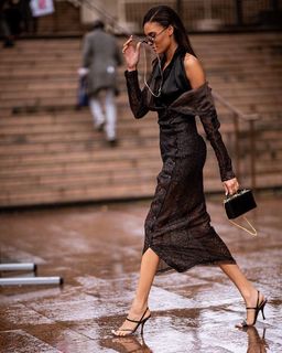 Cindy Bruna feet photo 17