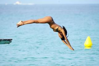Cindy Bruna feet photo 8