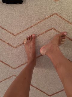 Cindy Bruna feet photo 2